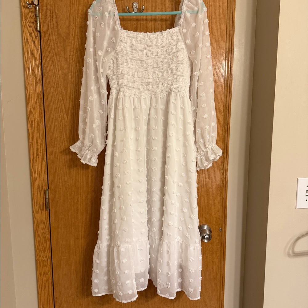 Women’s cottage core textured white sheer long sleeve smocked top dress. XL